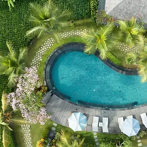 3* Hotel Queen At Gunung Sari